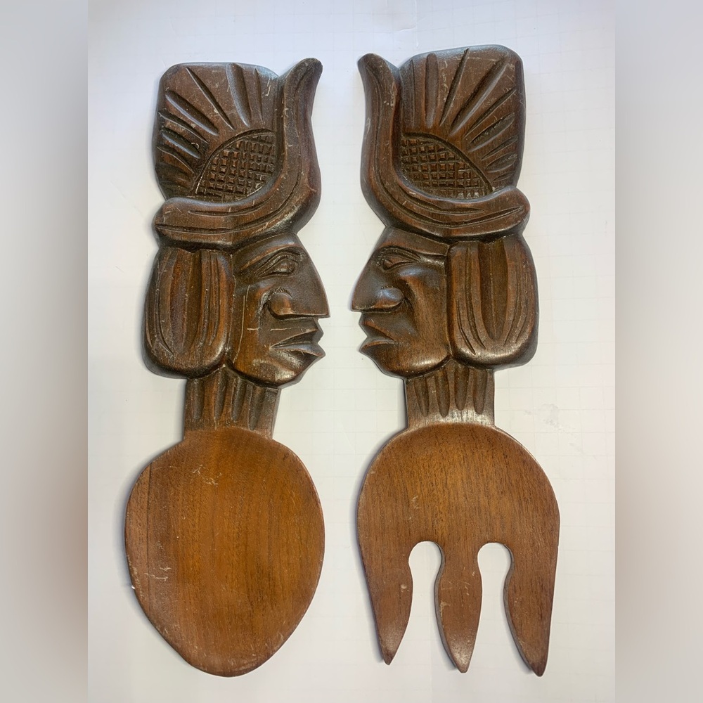 Vintage Honduras Wood Mayan-Aztec-Tiki  Themed Wall Kitchen Decor.       1650